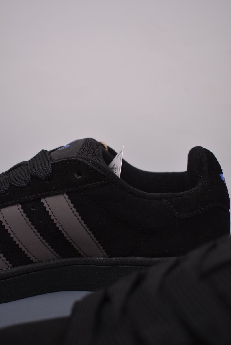 Adidas Campus 00s view