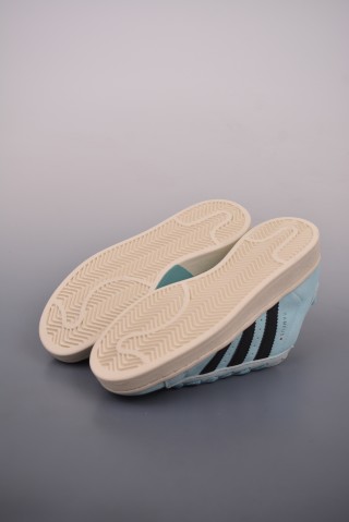 Adidas Campus 00s view 3