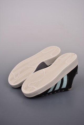 Adidas Campus 00s view 3