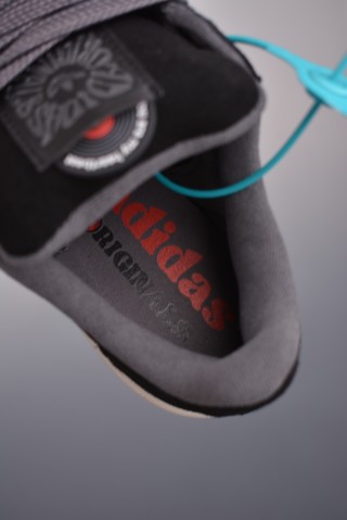Adidas Campus 00s view 9