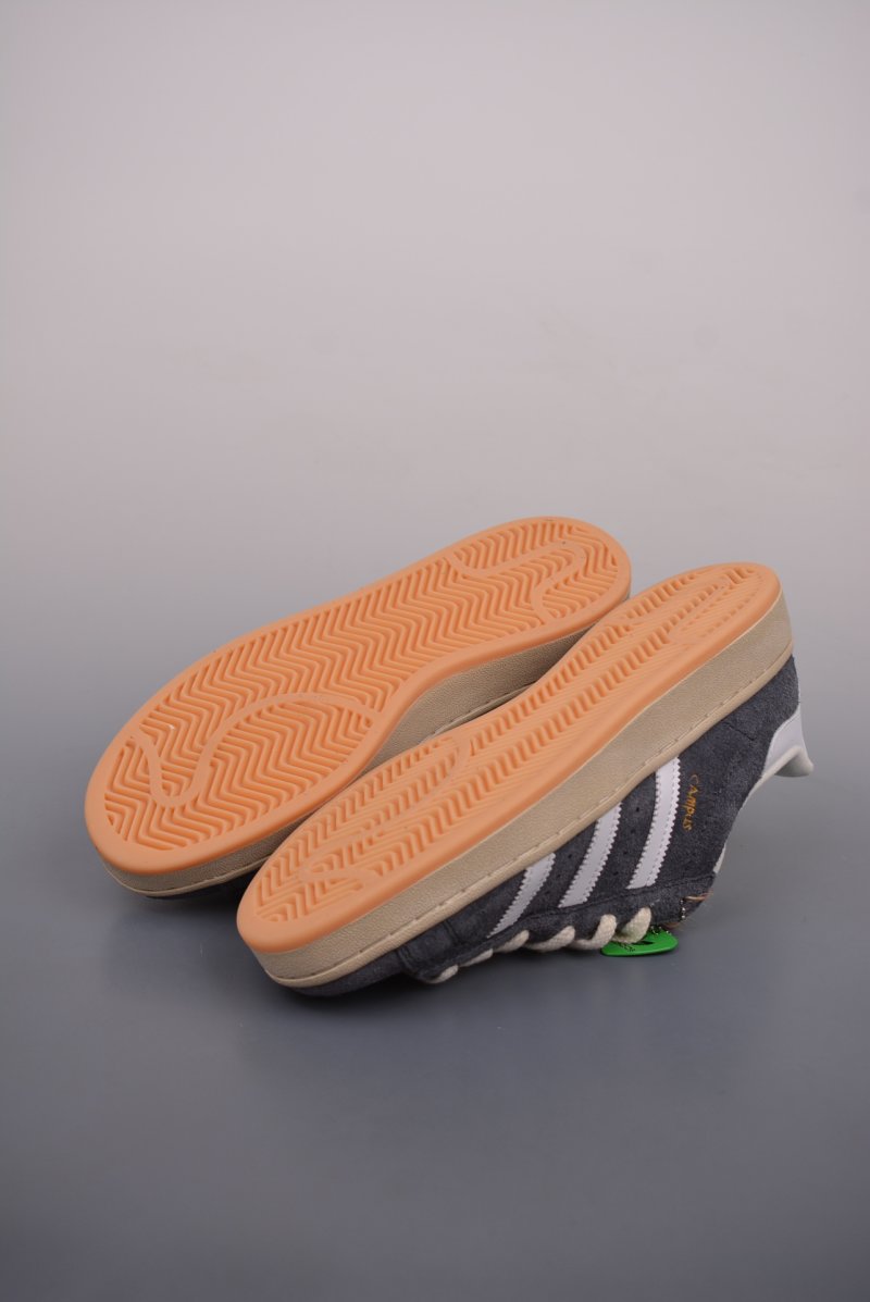 Adidas Campus 00s view