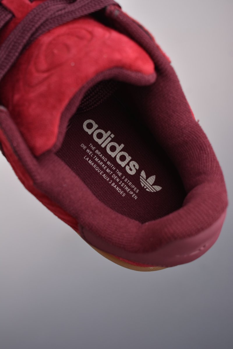 Adidas Campus 00s view