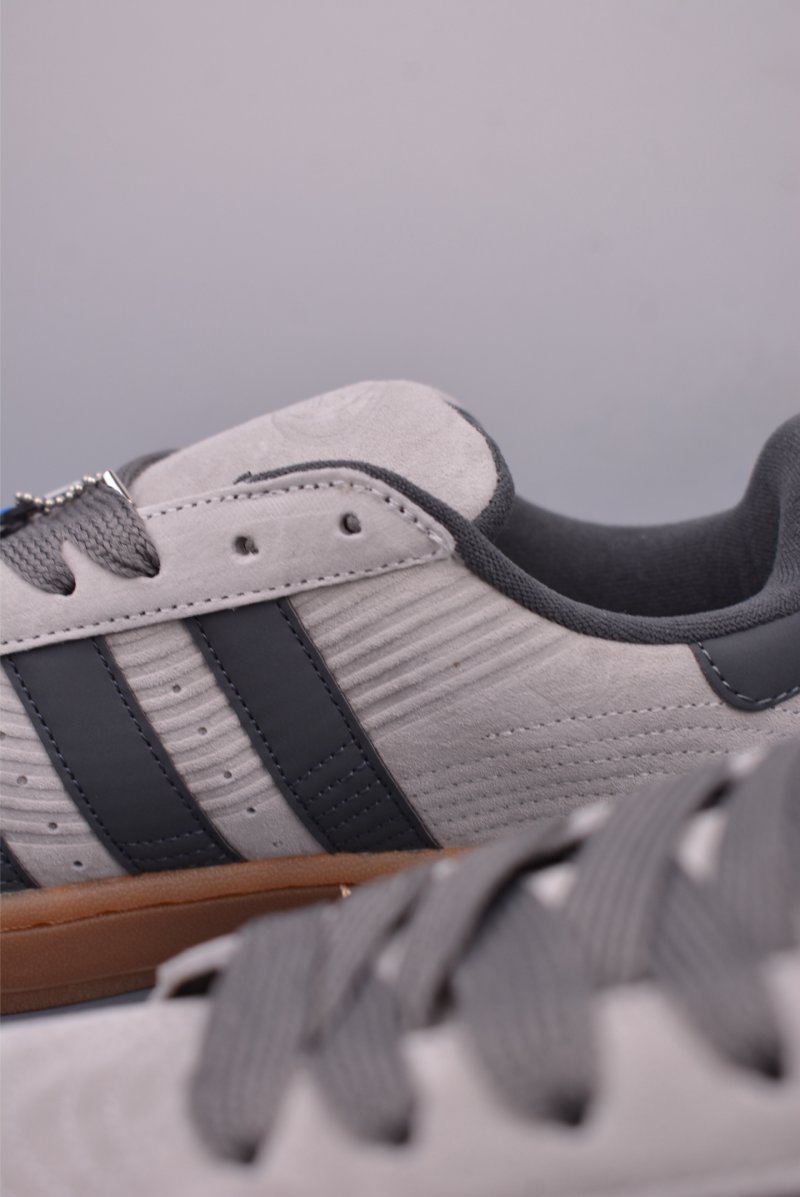 Adidas Campus 00s view