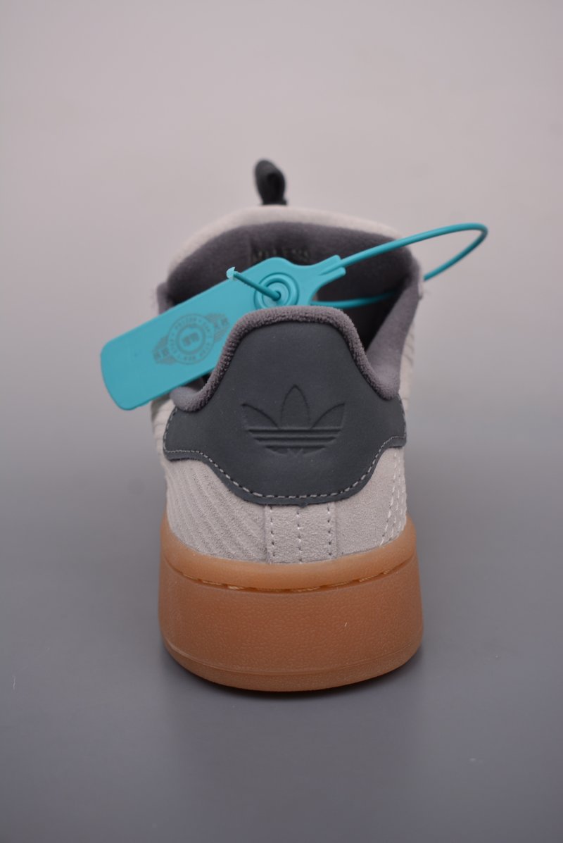 Adidas Campus 00s view