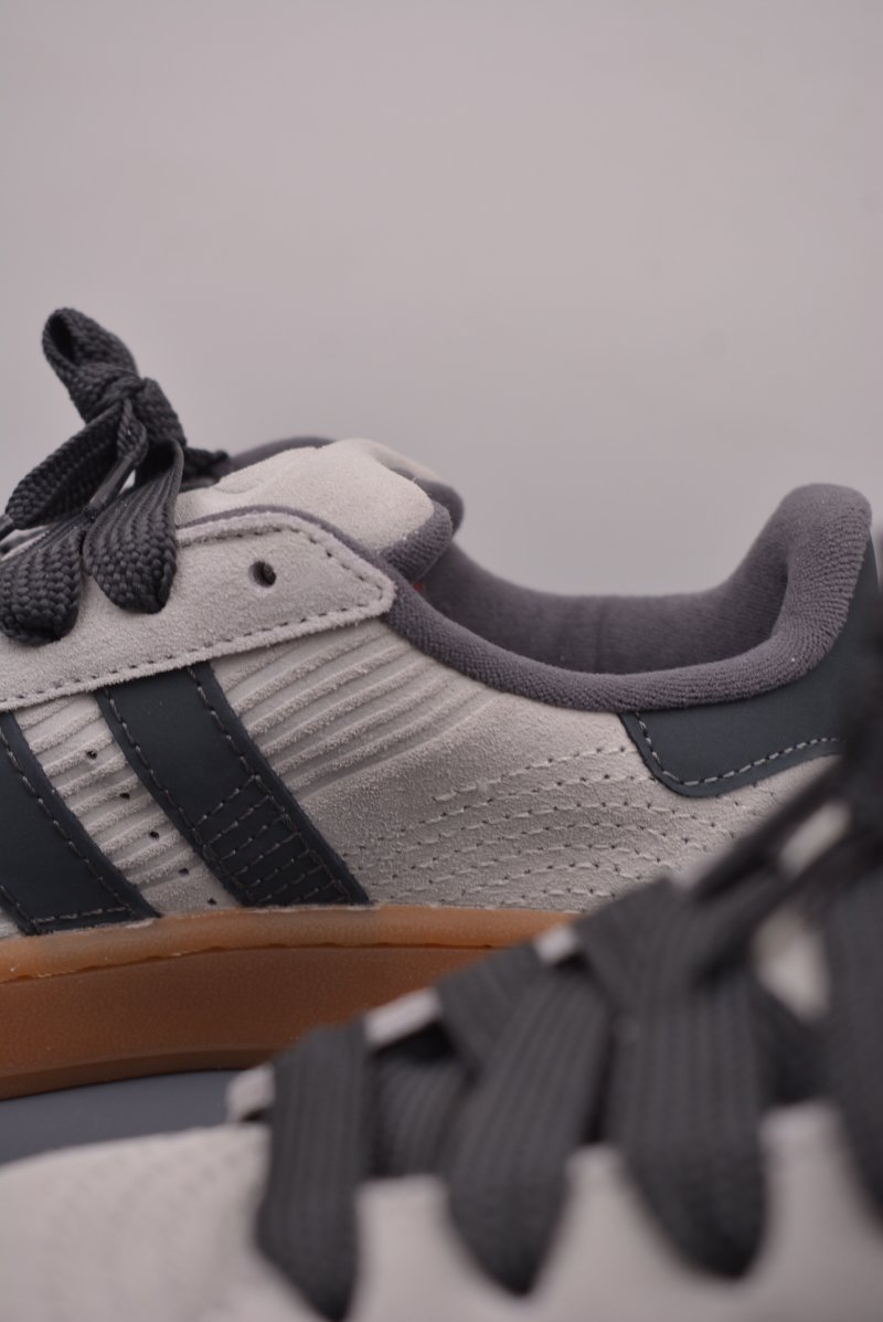 Adidas Campus 00s view