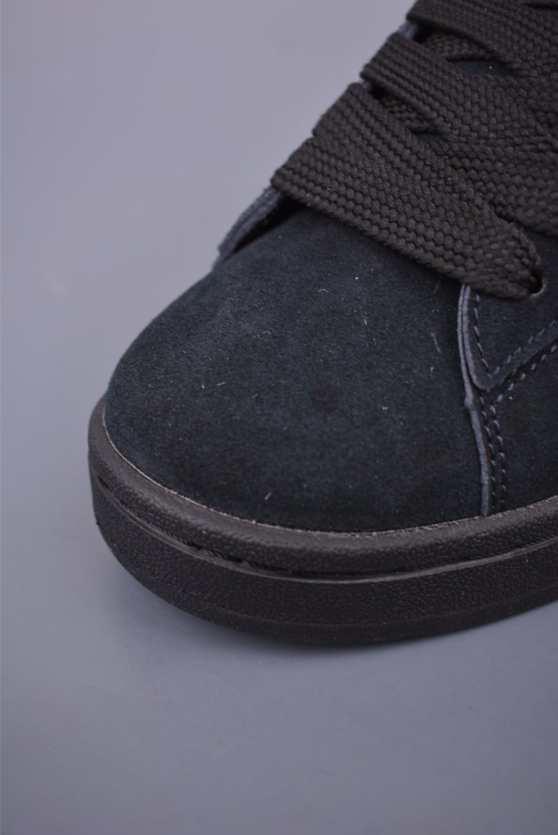 Adidas Campus 00s view