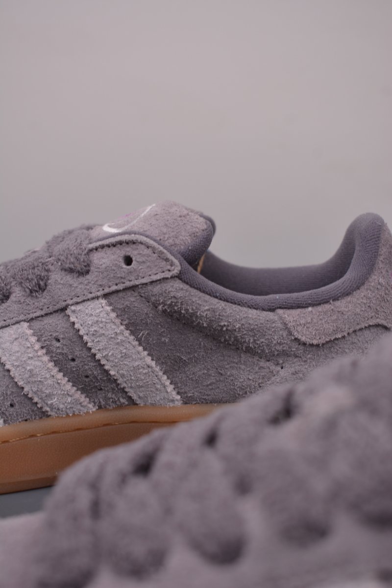 Adidas Campus 00s view