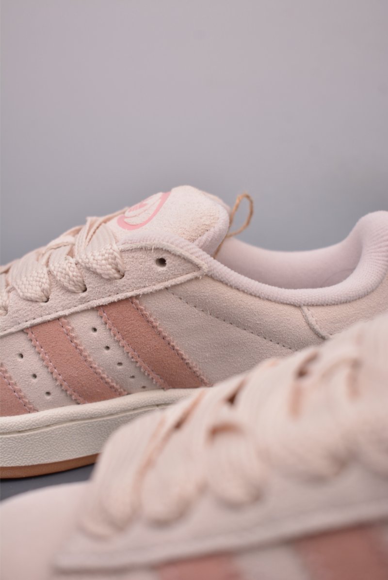 Adidas Campus 00s view