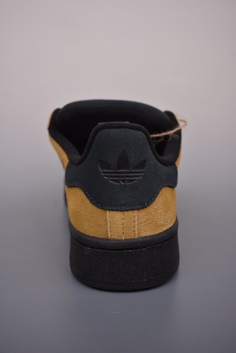 Adidas Campus 00s view