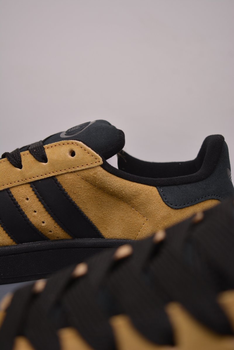 Adidas Campus 00s view