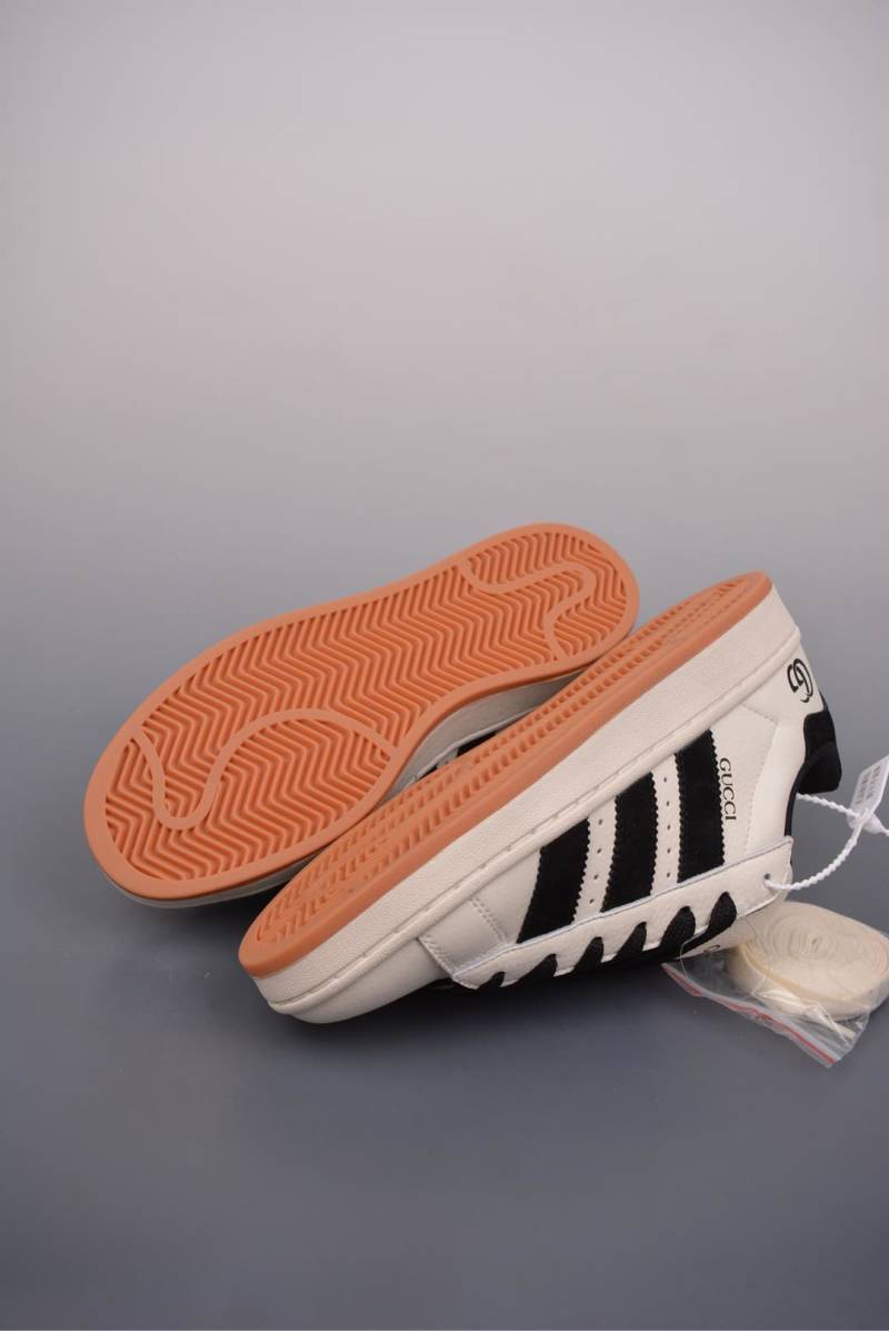 Adidas Campus 00s Gucci view