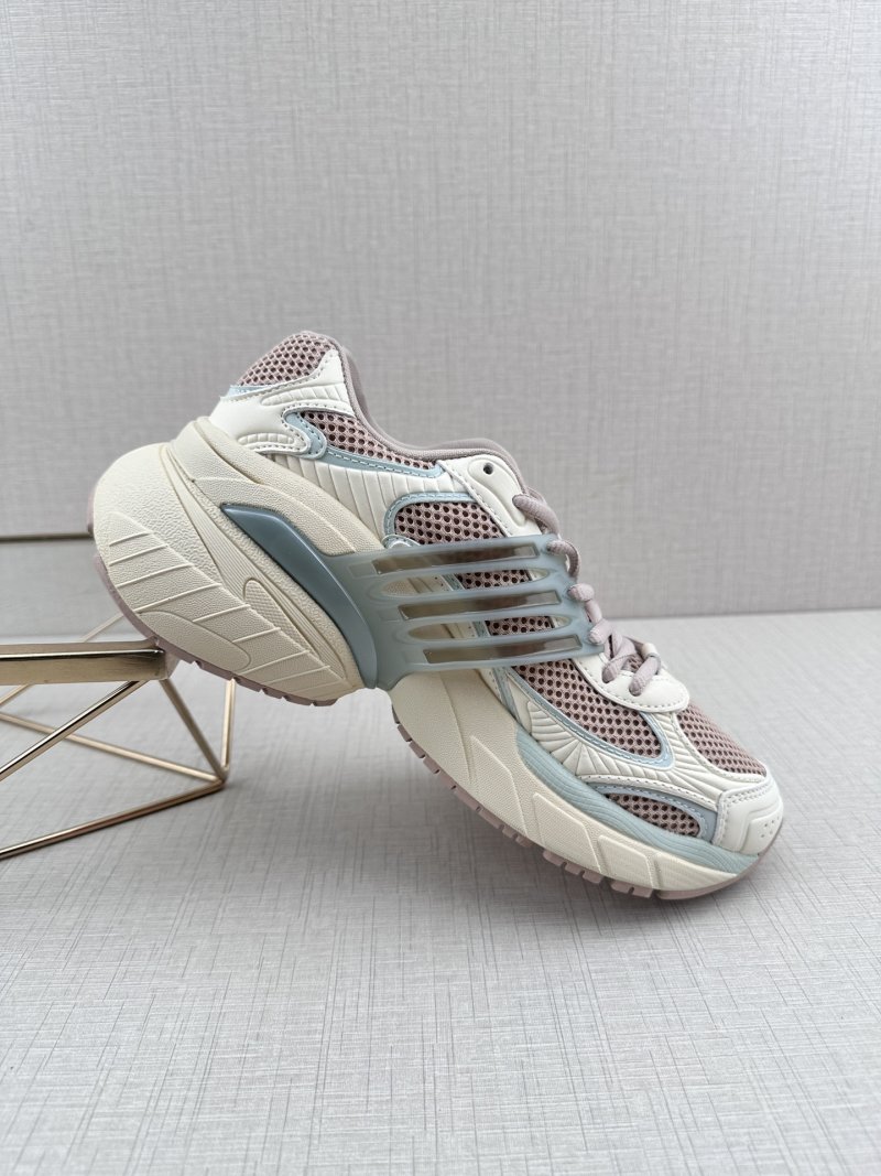 Adidas Adistar XLG view