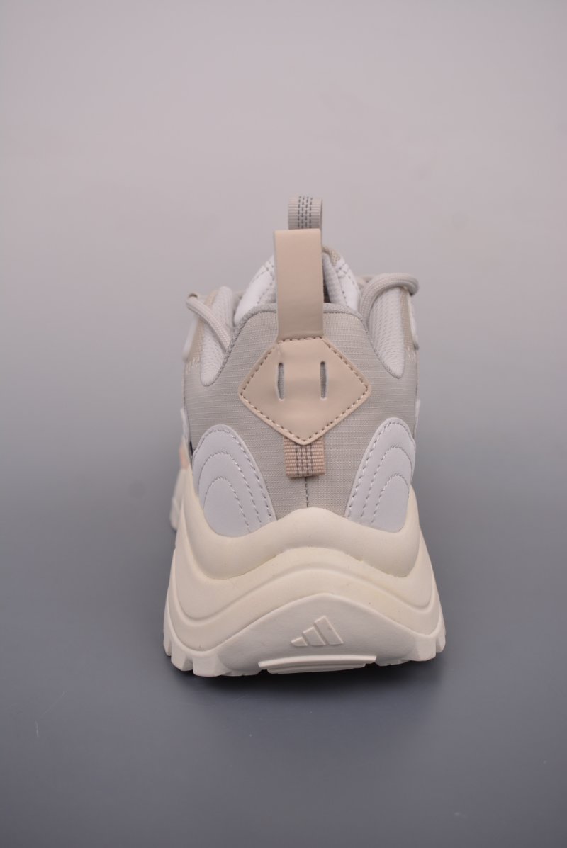 Adidas Citywowlk view