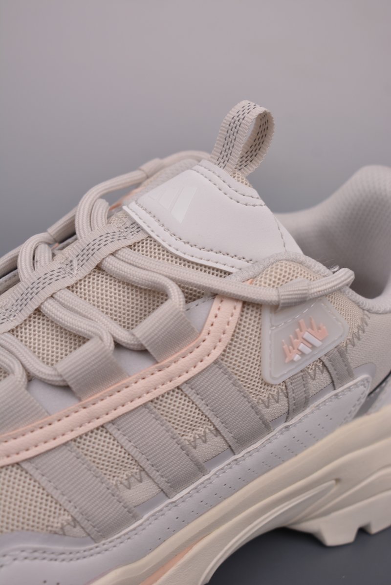 Adidas Citywowlk view