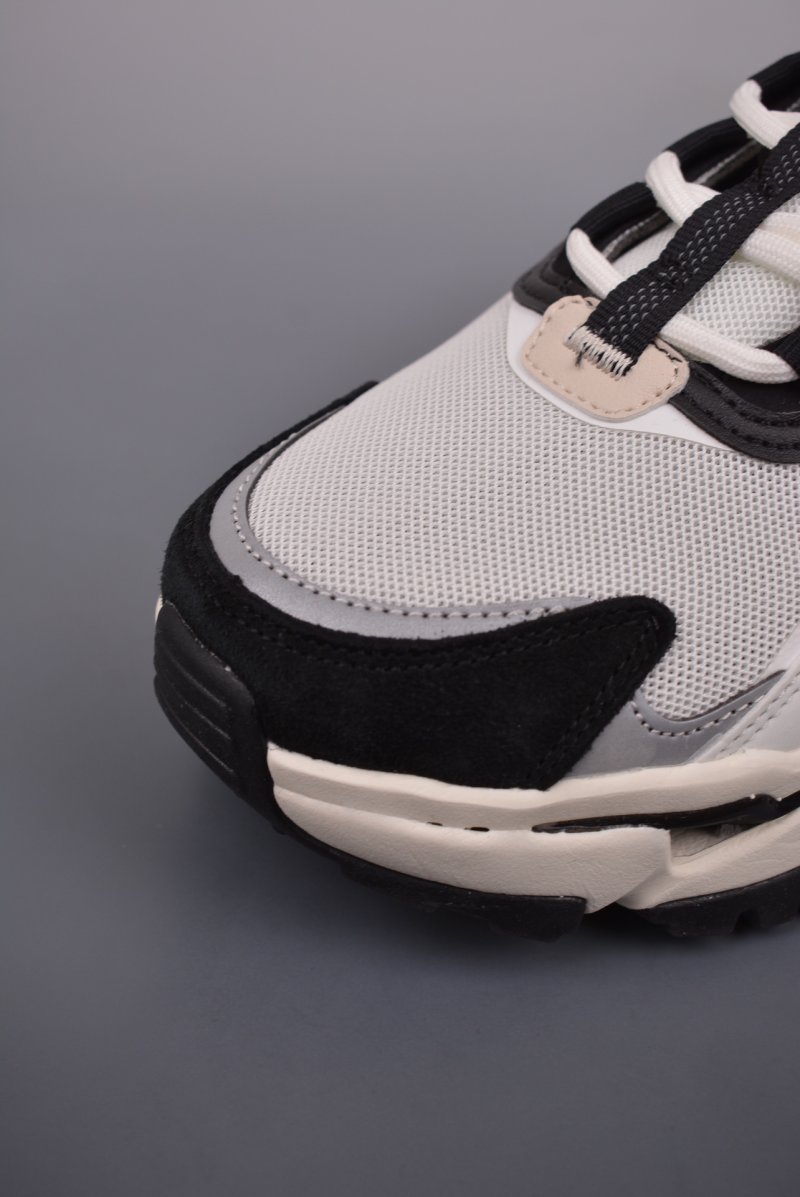 Adidas Citywowlk Lightstrike view