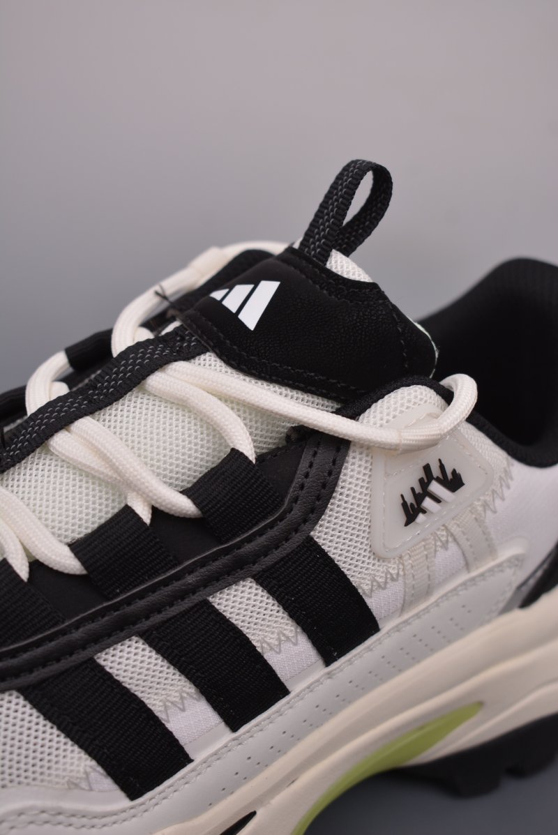 Adidas Citywowlk Lightstrike view