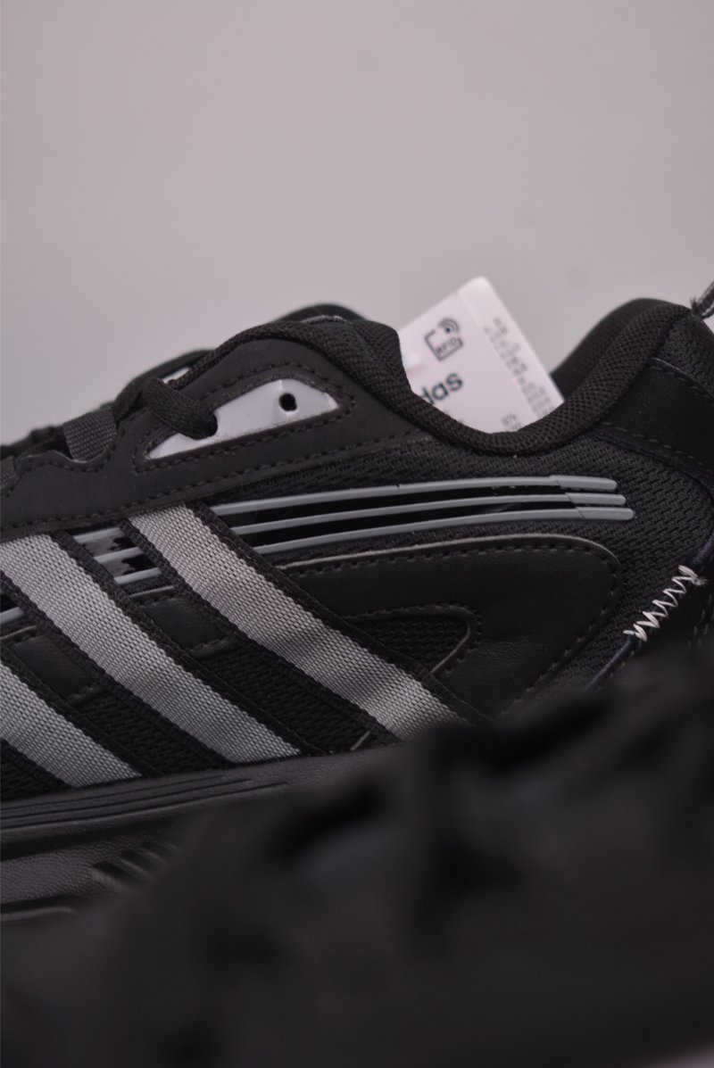 Adidas FC Classic view