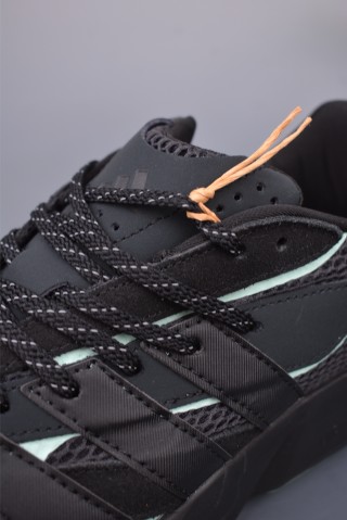 Adidas Lightblaze view 7