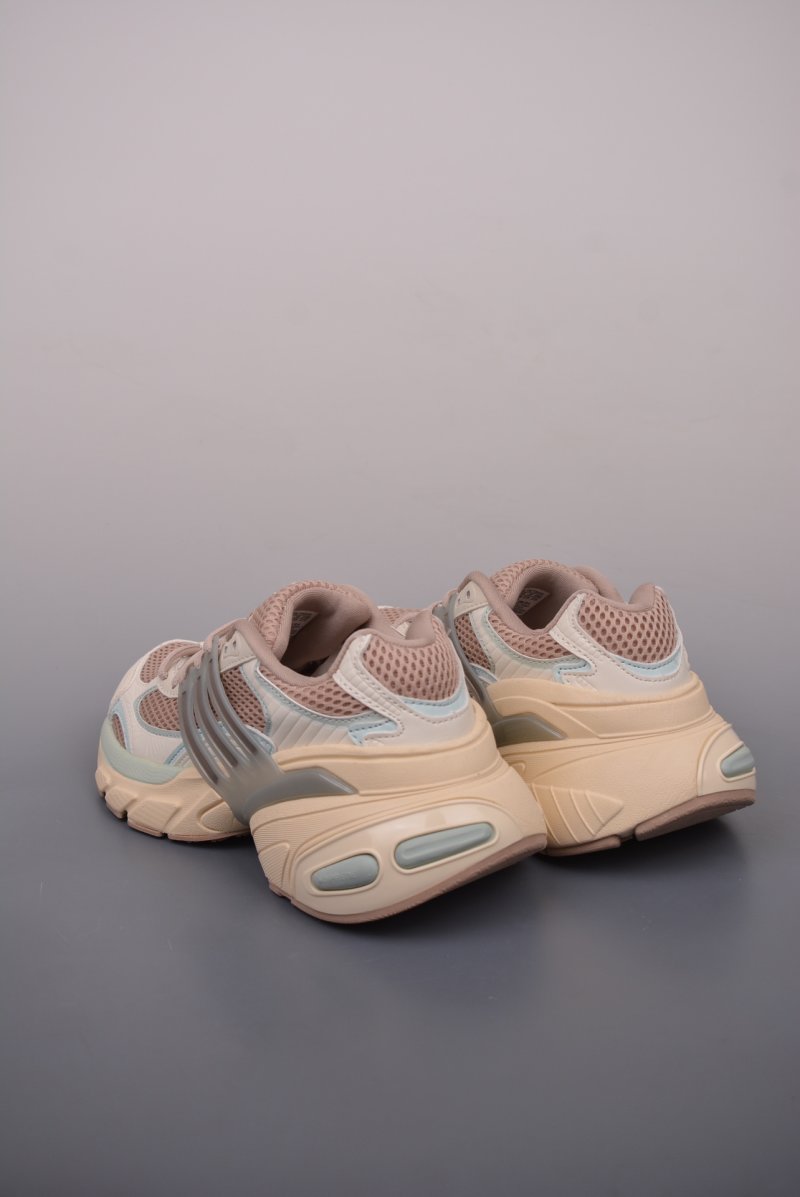 Adidas Originals Adistar XLG 3D view