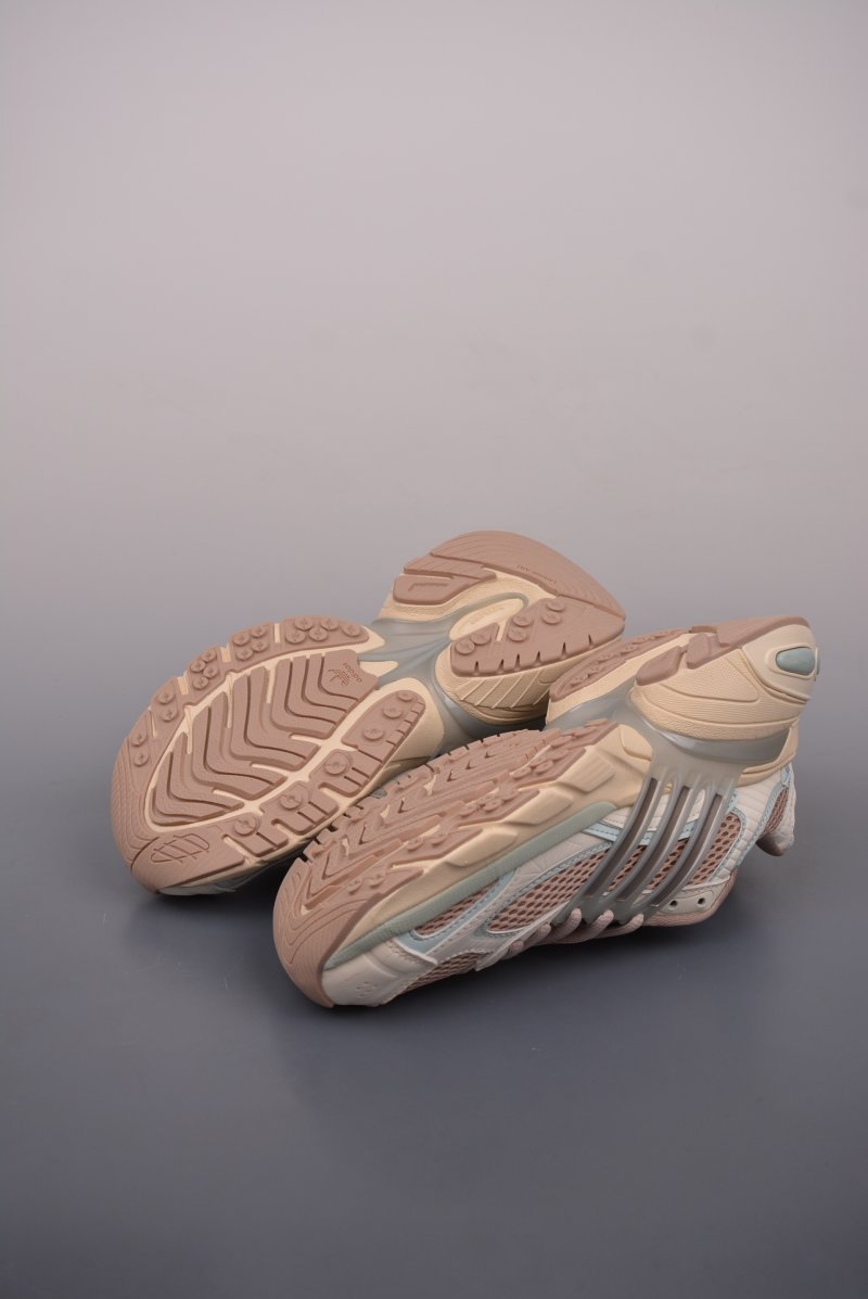 Adidas Originals Adistar XLG 3D view