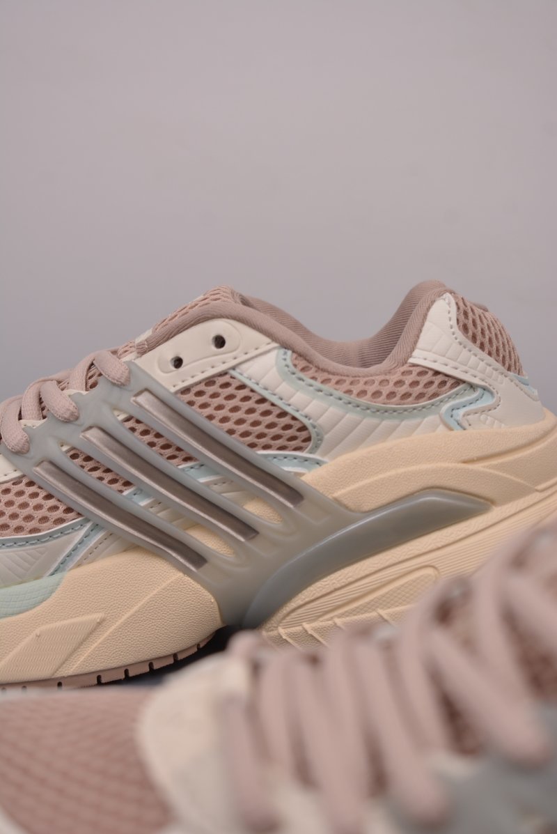 Adidas Originals Adistar XLG 3D view