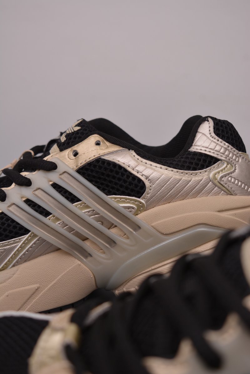 Adidas Originals Adistar XLG 3D view