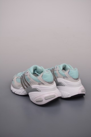 Adidas Originals Adistar XLG 3D view 2
