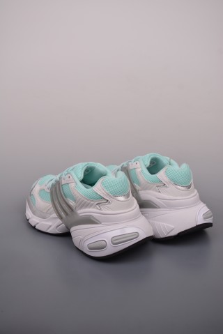 Adidas Originals Adistar XLG 3D view 2