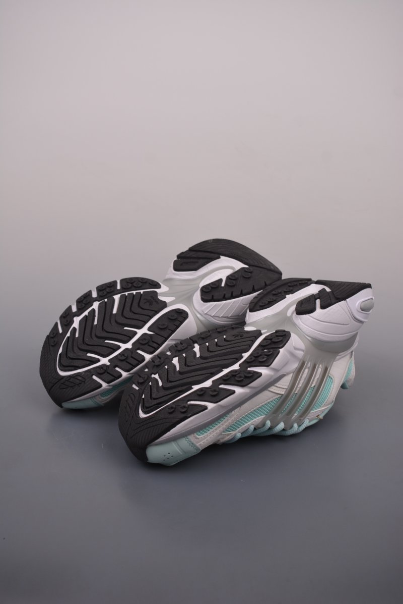 Adidas Originals Adistar XLG 3D view