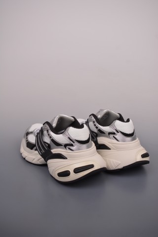 Adidas Originals Adistar XLG 3D view 2