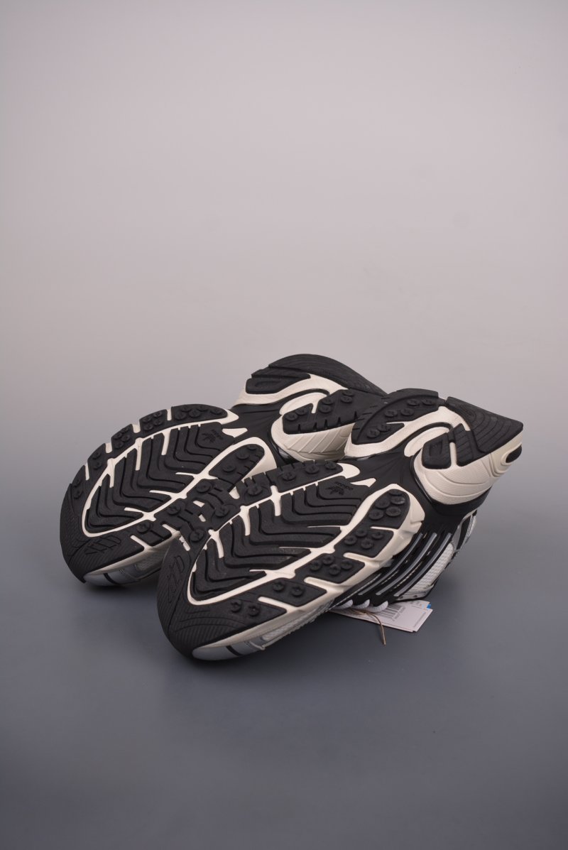 Adidas Originals Adistar XLG 3D view