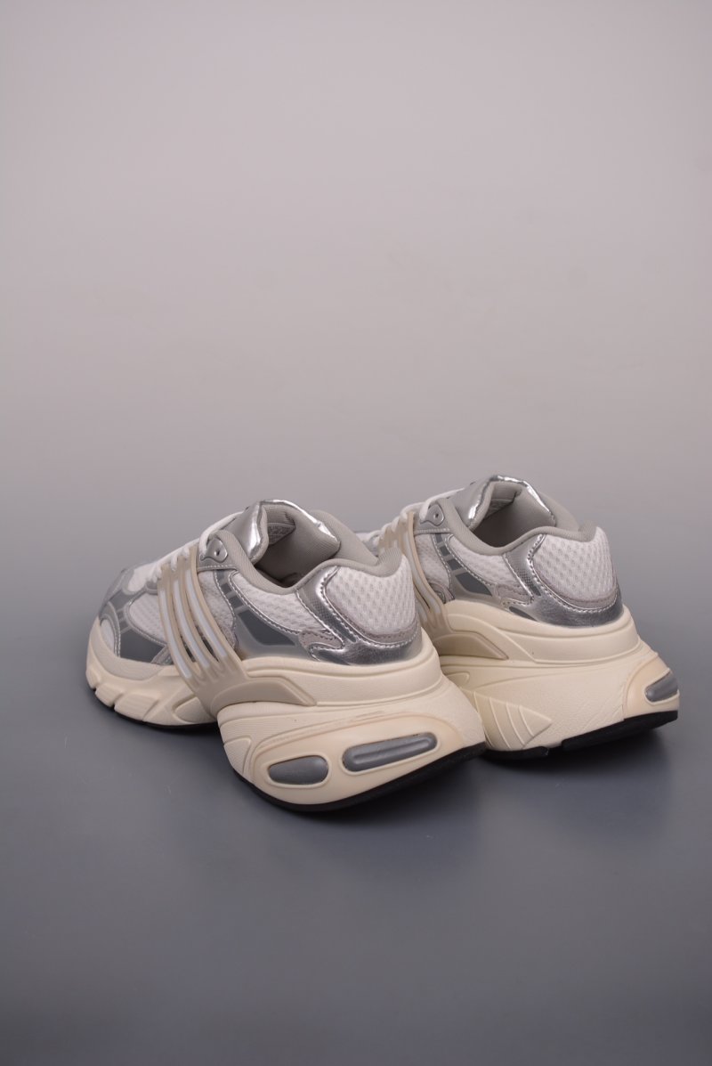 Adidas Originals Adistar XLG 3D view