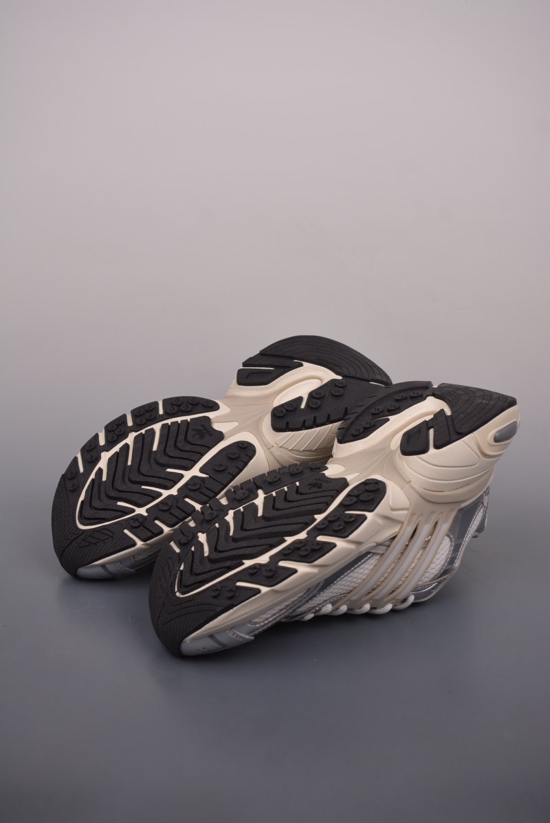 Adidas Originals Adistar XLG 3D view