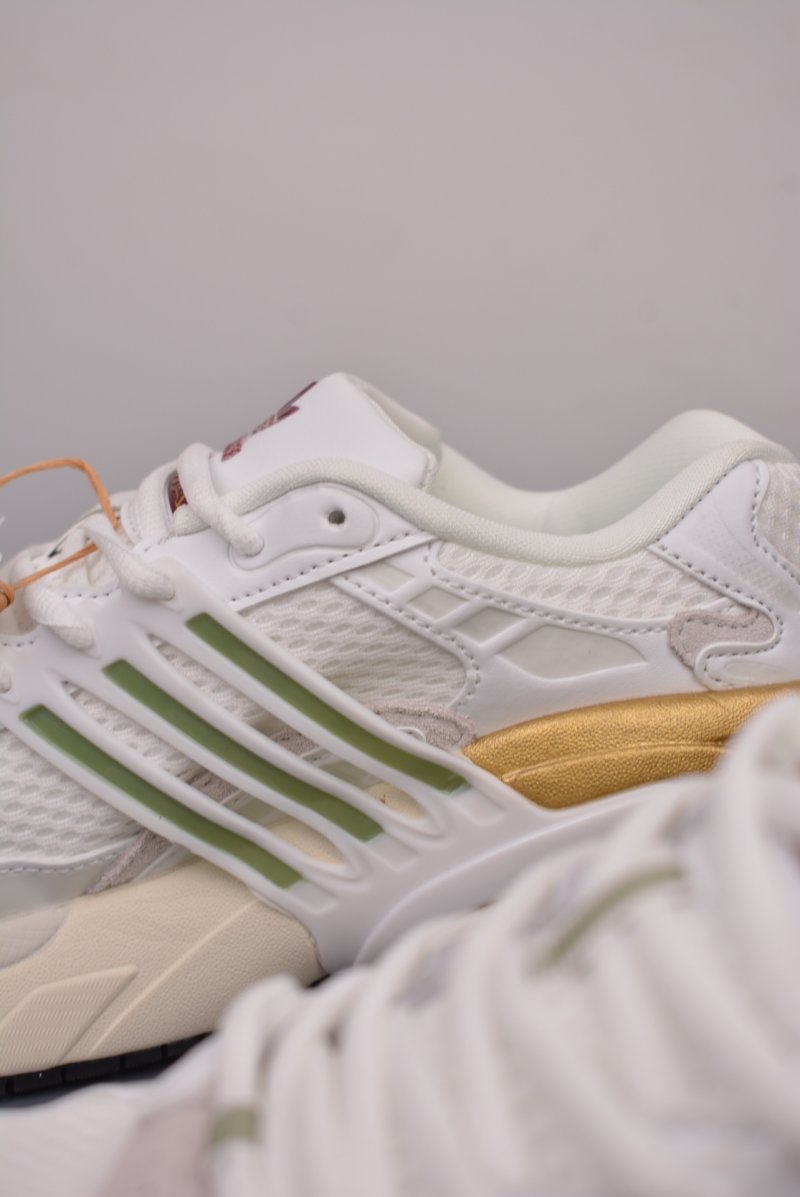 Adidas Originals Adistar XLG 3D view