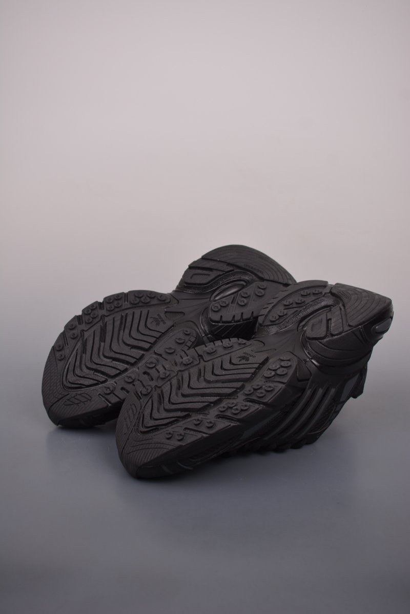 Adidas Originals Adistar XLG 3D view