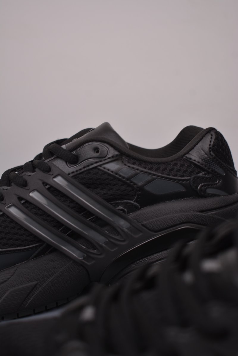 Adidas Originals Adistar XLG 3D view