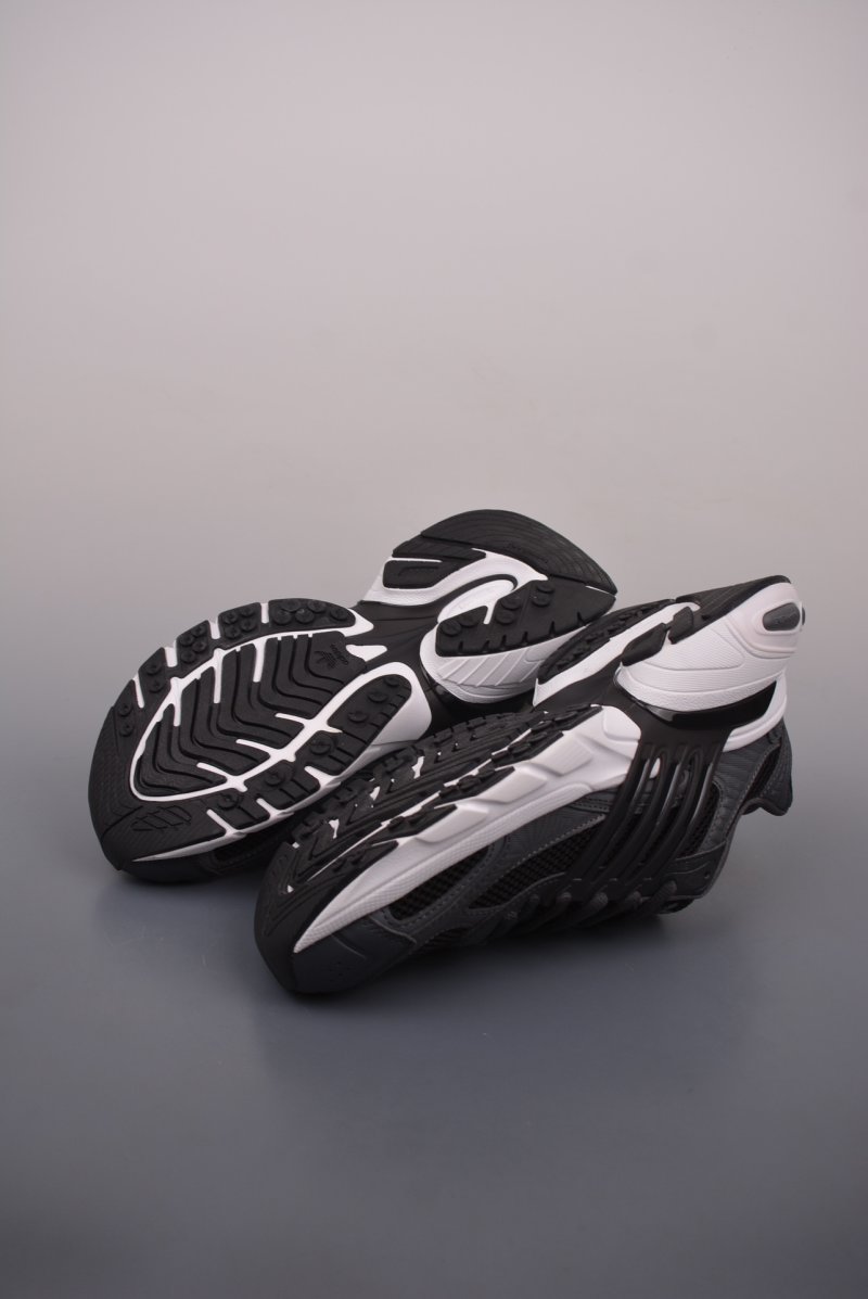 Adidas Originals Adistar XLG 3D view