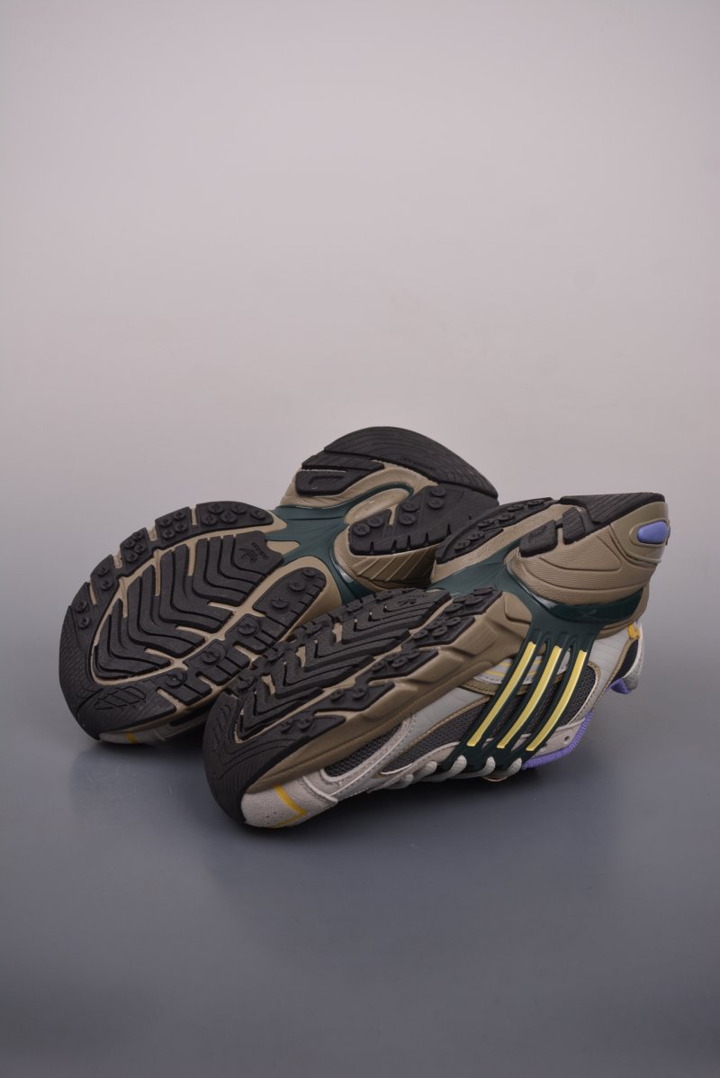 Adidas Originals Adistar XLG 3D view