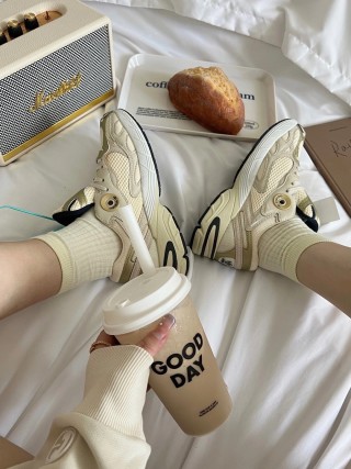 Adidas Originals Astir W view 4