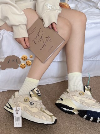 Adidas Originals Astir W view 5