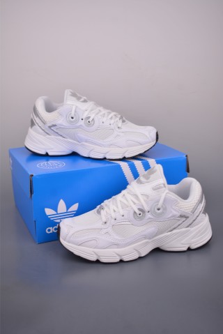 Adidas Originals Astir W view 5