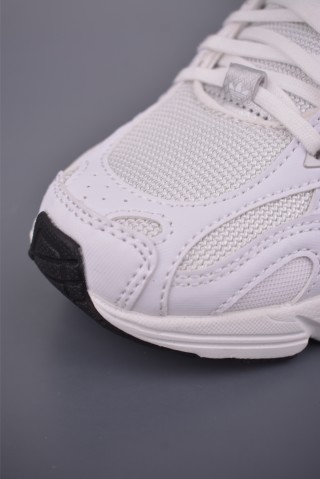 Adidas Originals Astir W view 6