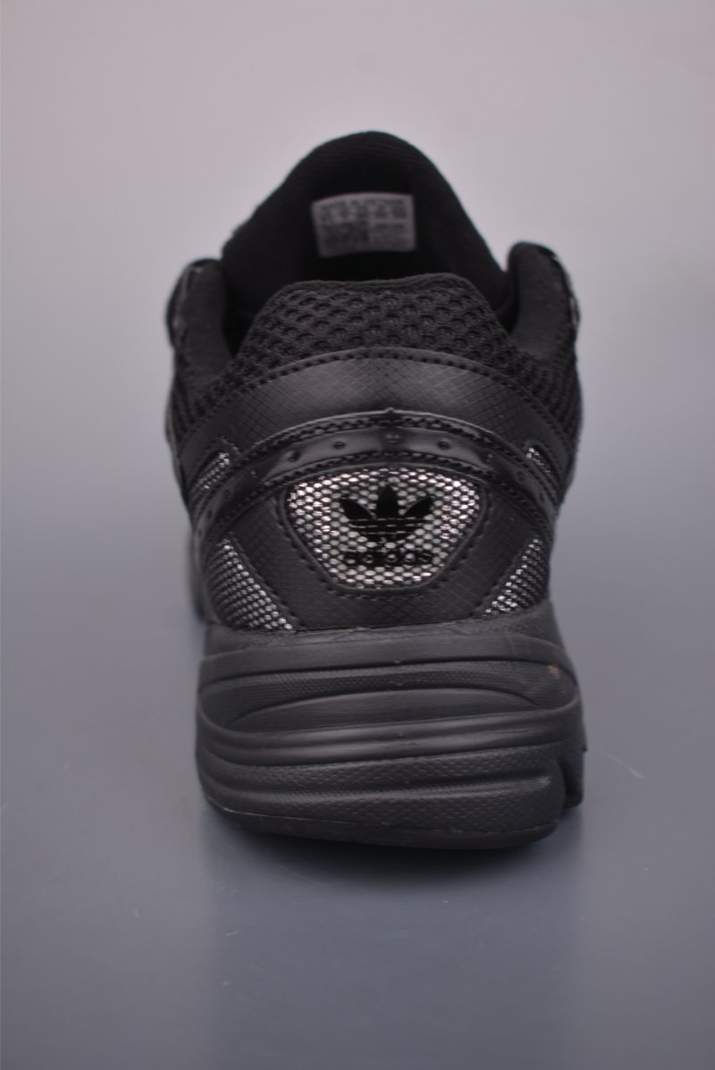 Adidas Astir Torsion System view