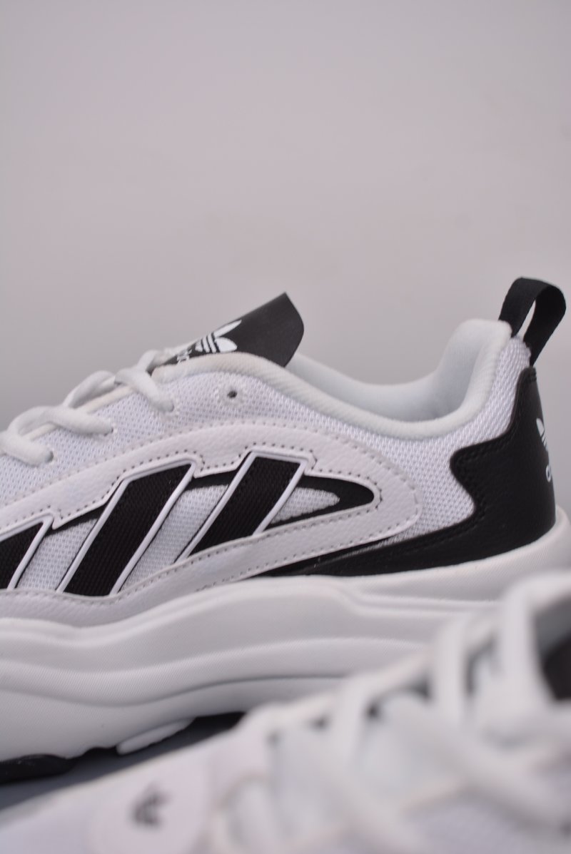Adidas Ozgaia view