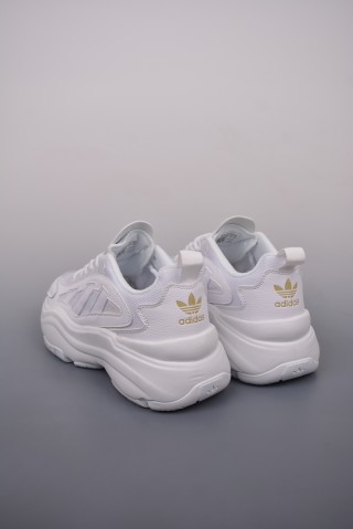 Adidas Ozgaia view 2