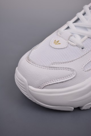 Adidas Ozgaia view 6