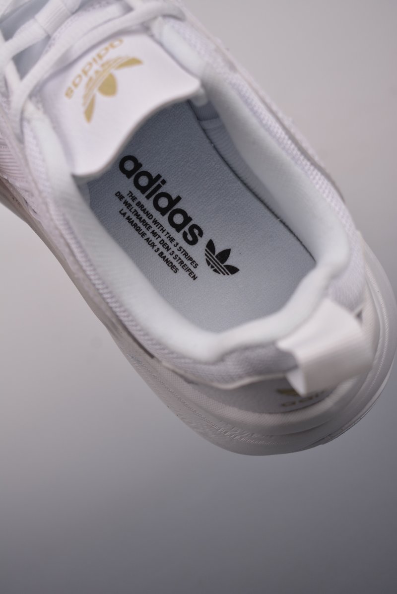 Adidas Ozgaia view