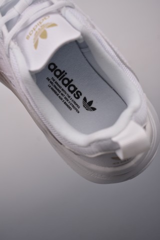 Adidas Ozgaia view 9