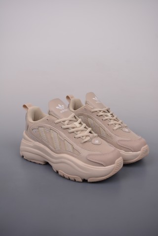 Adidas Ozgaia view 1