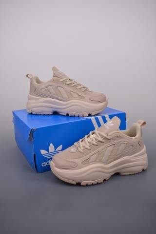 Adidas Ozgaia view 5